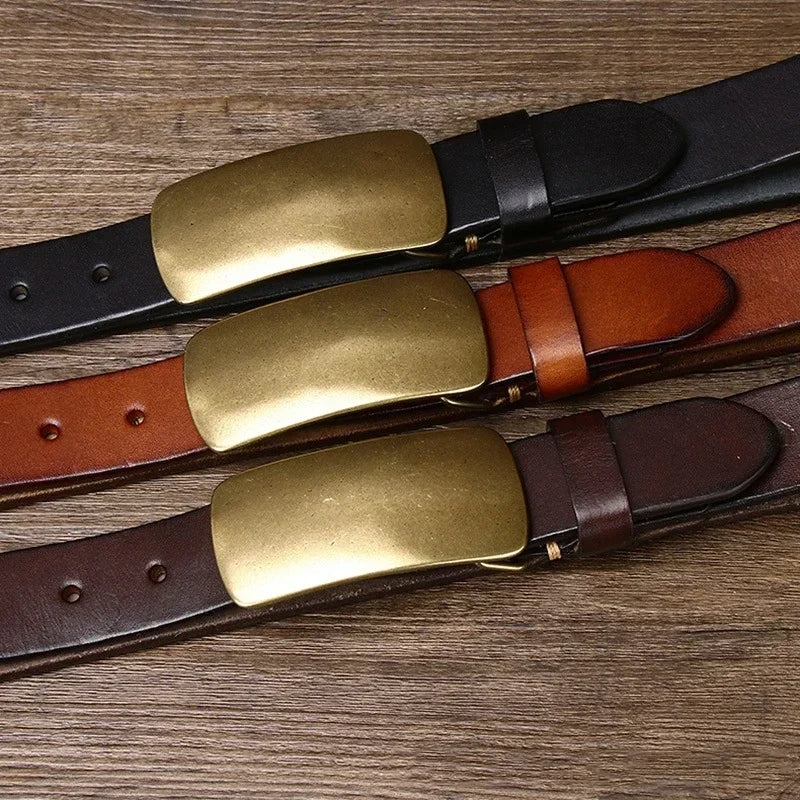 Ceinture en cuir à boucle en laiton forgé