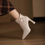 Bottes de talon de boucle Ashley