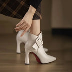 Bottes de talon de boucle Ashley