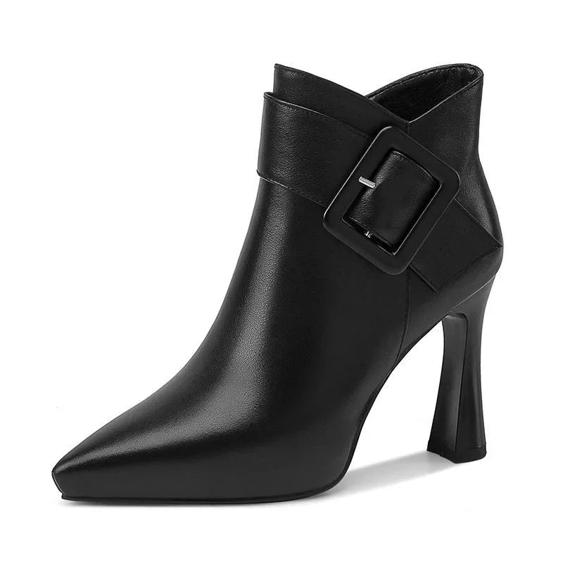 Bottes de talon de boucle Ashley